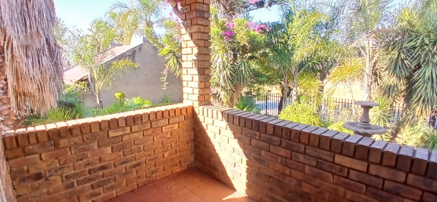 3 Bedroom Property for Sale in Heuweloord Gauteng