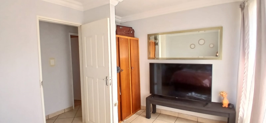 To Let 3 Bedroom Property for Rent in Heuweloord Gauteng