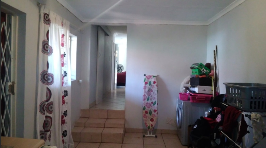 To Let 3 Bedroom Property for Rent in Heuweloord Gauteng