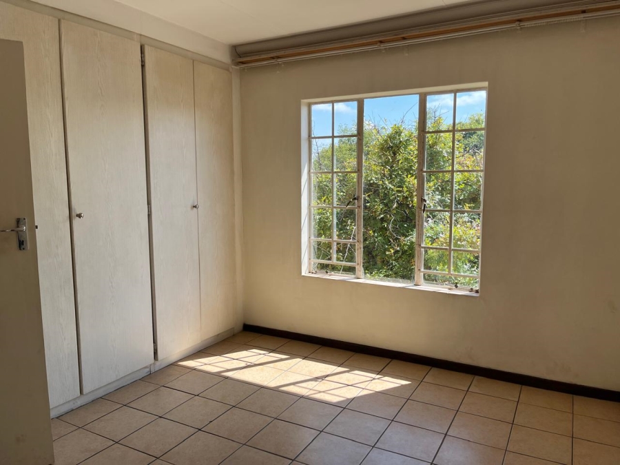 To Let 3 Bedroom Property for Rent in Olympus AH Gauteng