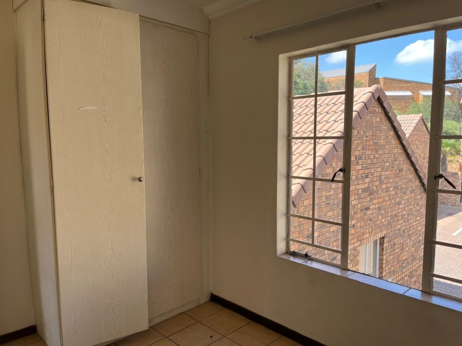 To Let 3 Bedroom Property for Rent in Olympus AH Gauteng