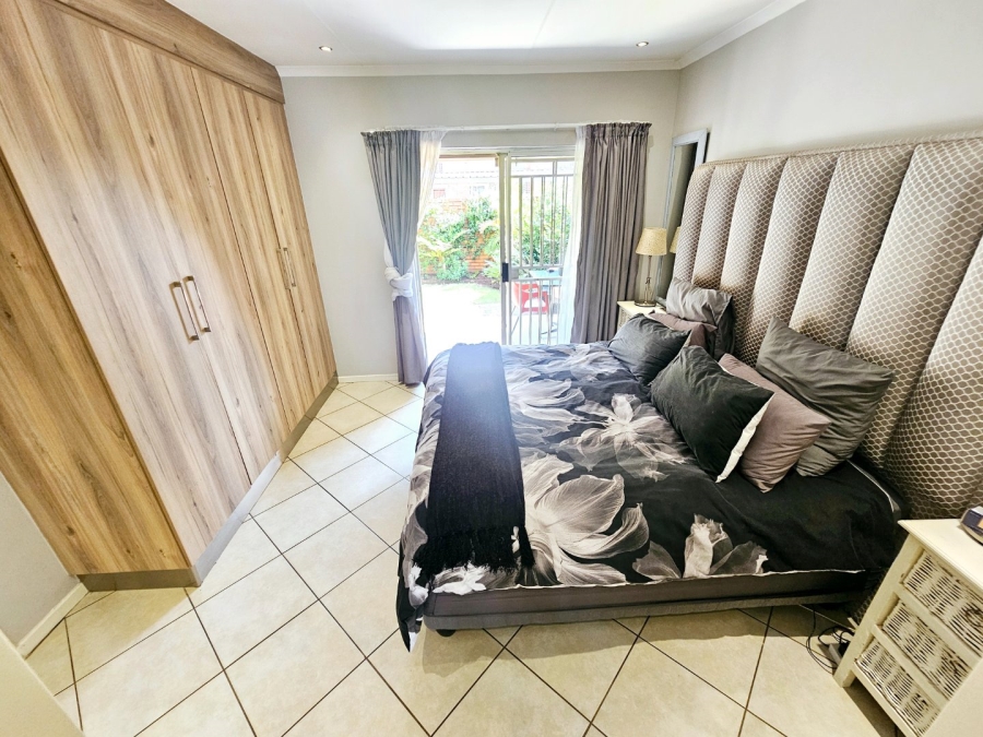 To Let 3 Bedroom Property for Rent in Monavoni Gauteng