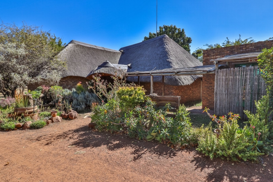 13 Bedroom Property for Sale in Dinokeng Game Reserve Gauteng