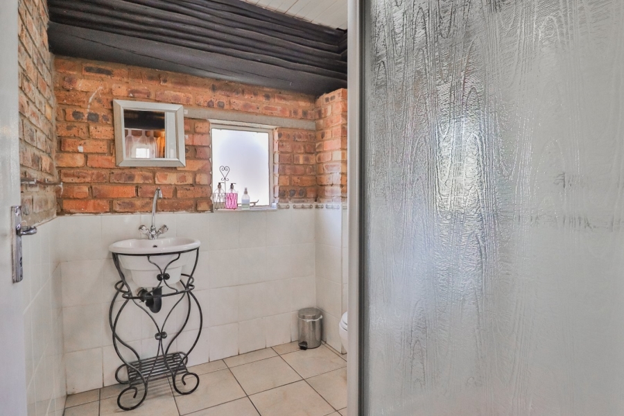 13 Bedroom Property for Sale in Dinokeng Game Reserve Gauteng