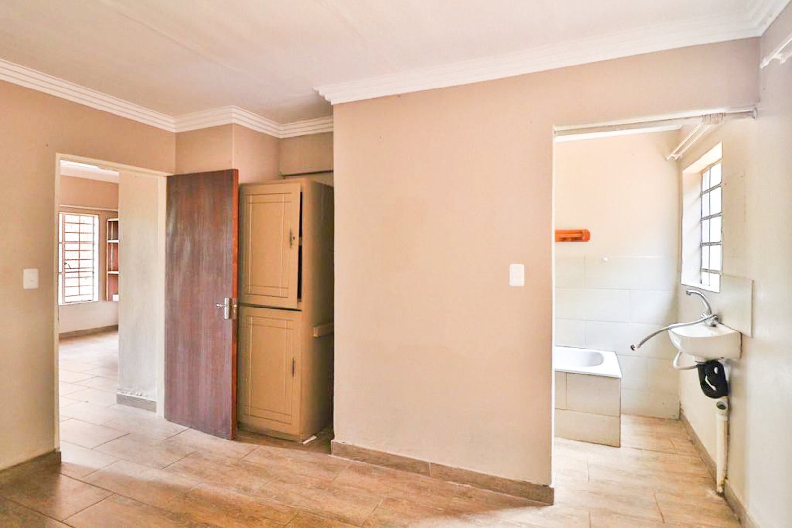 20 Bedroom Property for Sale in Kameeldrift East Gauteng