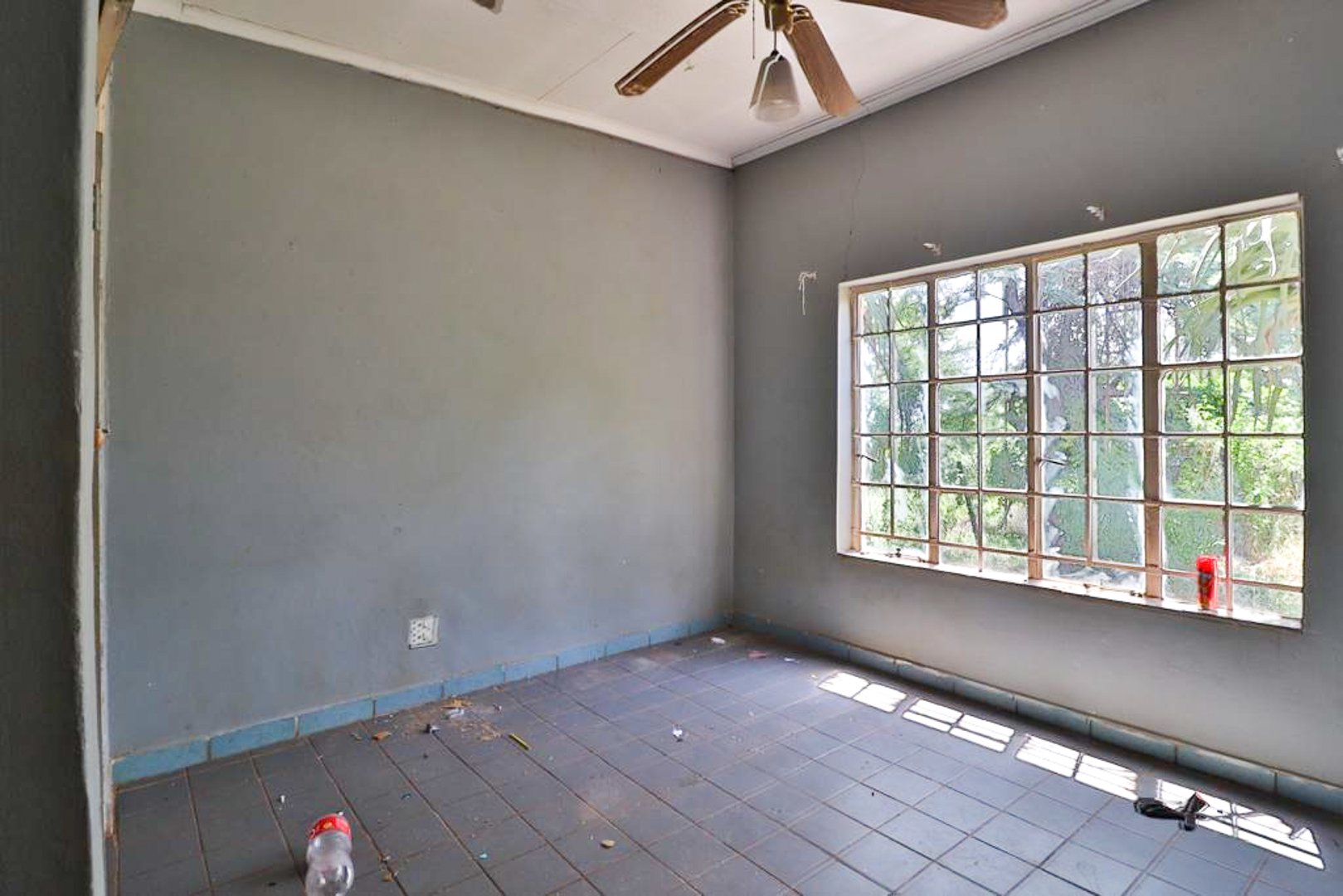 20 Bedroom Property for Sale in Kameeldrift East Gauteng