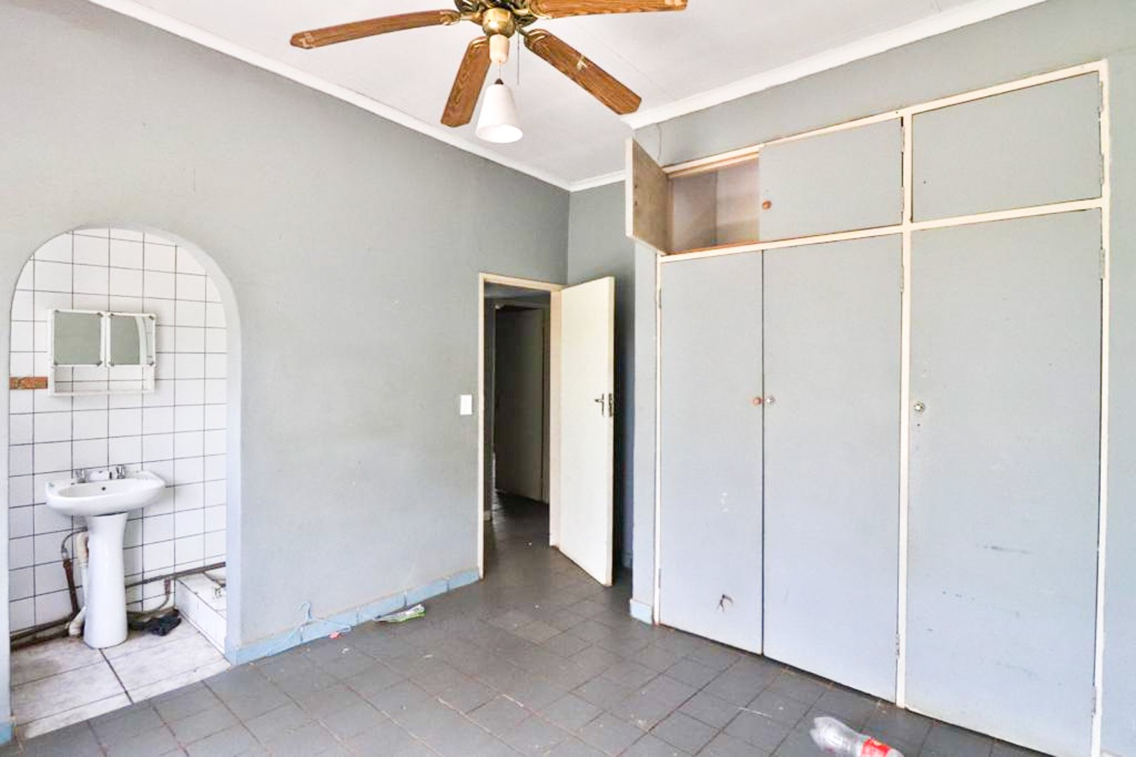 20 Bedroom Property for Sale in Kameeldrift East Gauteng