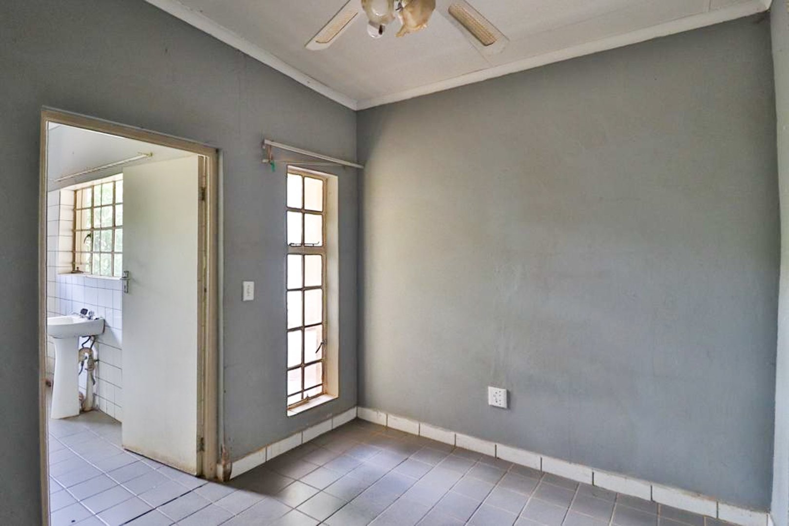 20 Bedroom Property for Sale in Kameeldrift East Gauteng