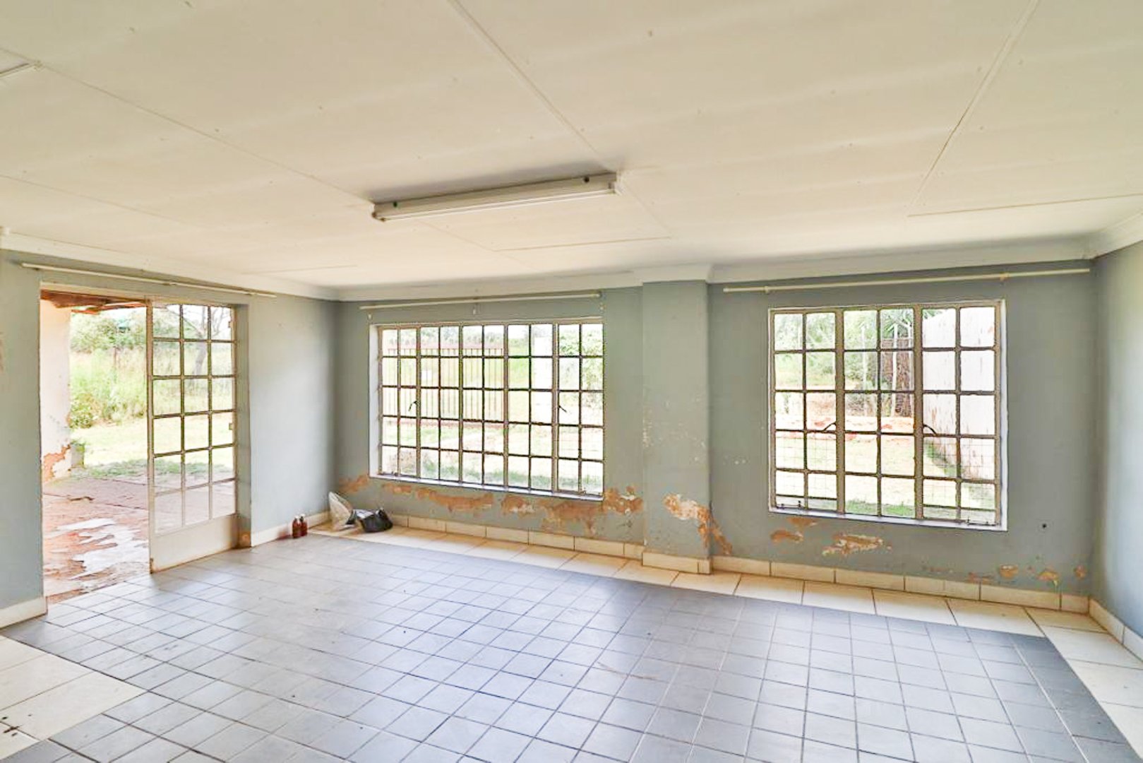 20 Bedroom Property for Sale in Kameeldrift East Gauteng