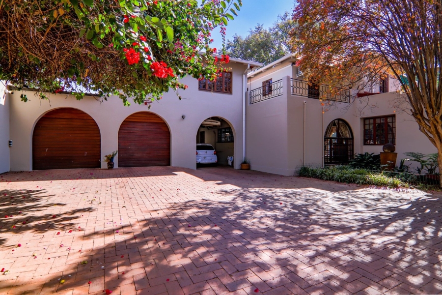 7 Bedroom Property for Sale in Brooklyn Gauteng