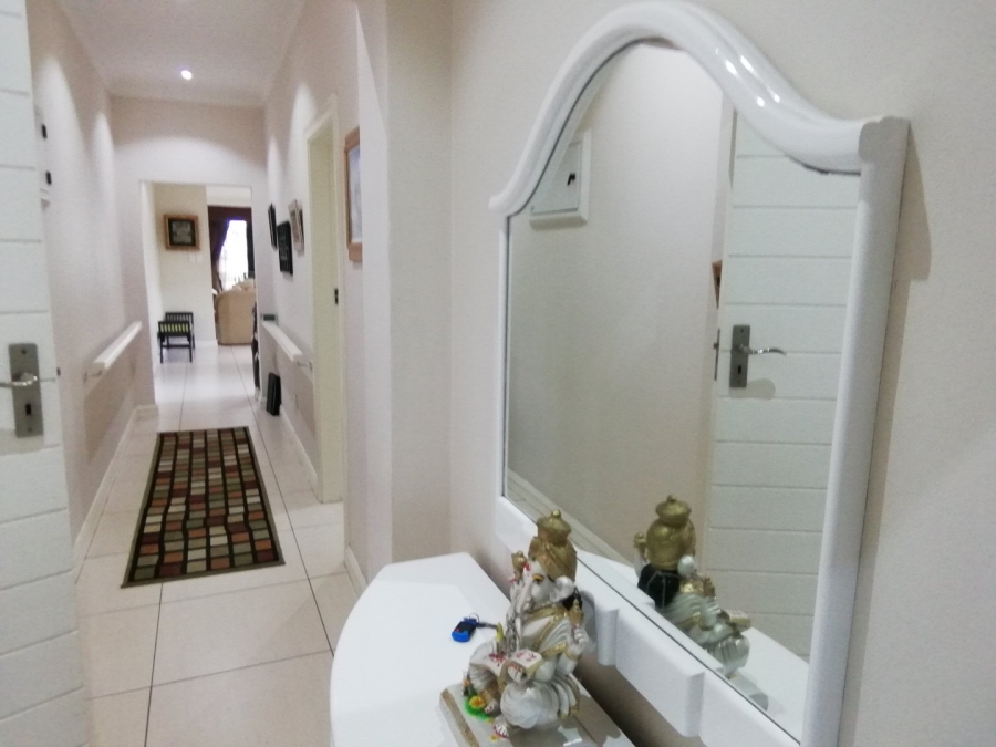 2 Bedroom Property for Sale in Morningside Gauteng