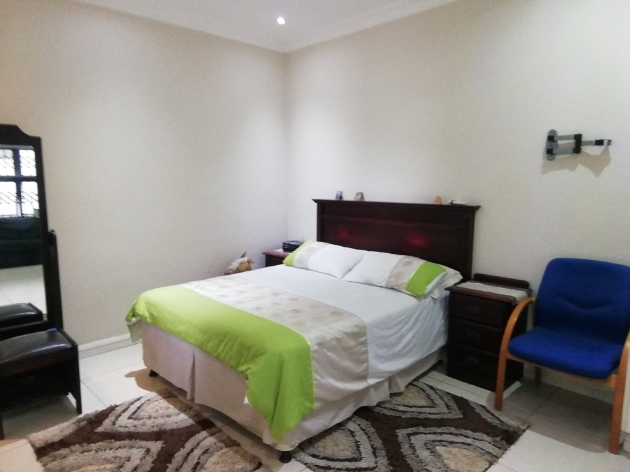 2 Bedroom Property for Sale in Morningside Gauteng