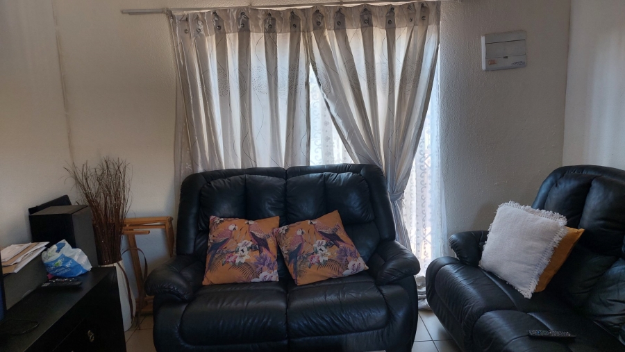 3 Bedroom Property for Sale in Dawn Park Gauteng