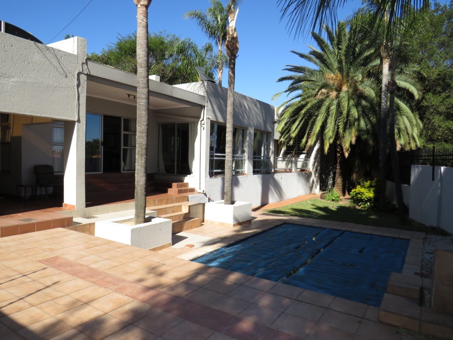 To Let 3 Bedroom Property for Rent in Waterkloof Ridge Gauteng