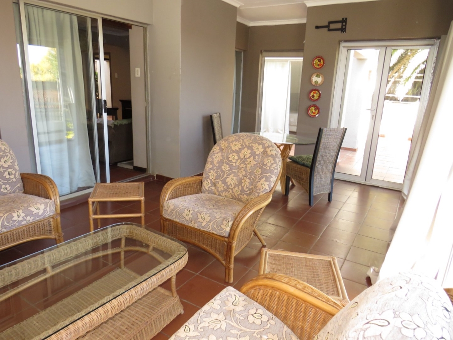 To Let 3 Bedroom Property for Rent in Waterkloof Ridge Gauteng