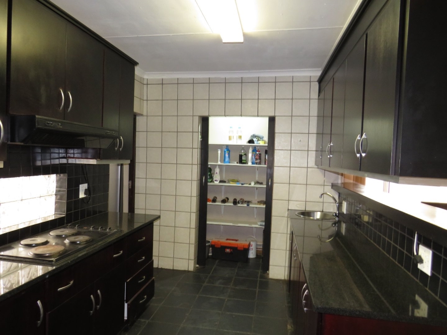 To Let 3 Bedroom Property for Rent in Waterkloof Ridge Gauteng