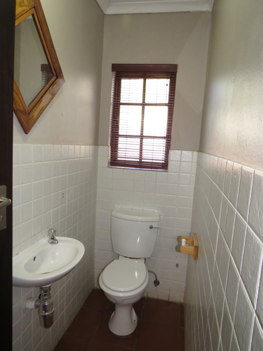 To Let 3 Bedroom Property for Rent in Waterkloof Ridge Gauteng