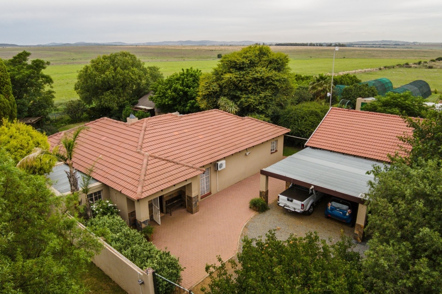 8 Bedroom Property for Sale in Helderstrome AH Gauteng