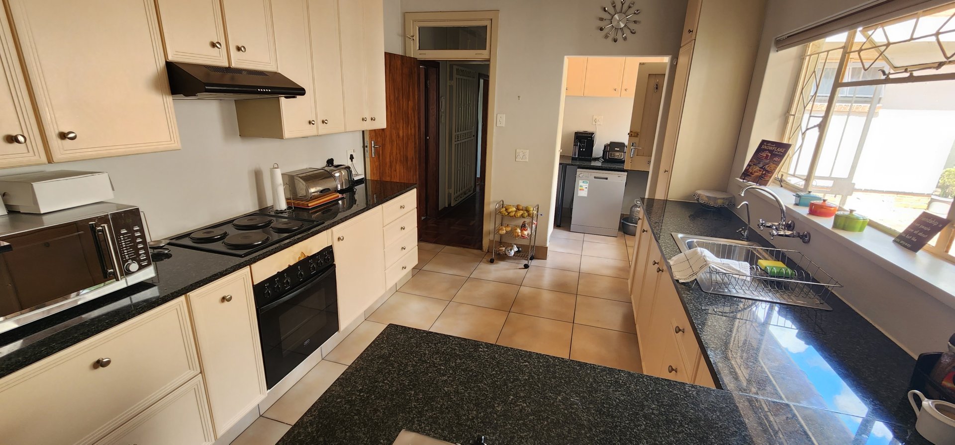 5 Bedroom Property for Sale in Berario Gauteng