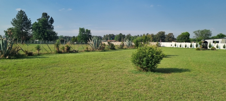 4 Bedroom Property for Sale in Spaarwater Gauteng