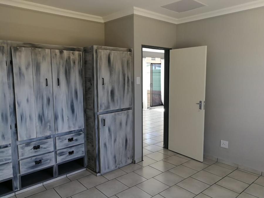 4 Bedroom Property for Sale in Spaarwater Gauteng