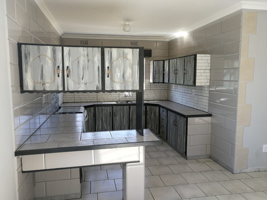 4 Bedroom Property for Sale in Spaarwater Gauteng