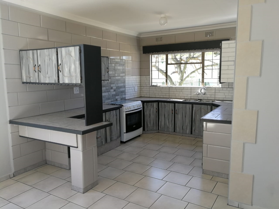 4 Bedroom Property for Sale in Spaarwater Gauteng