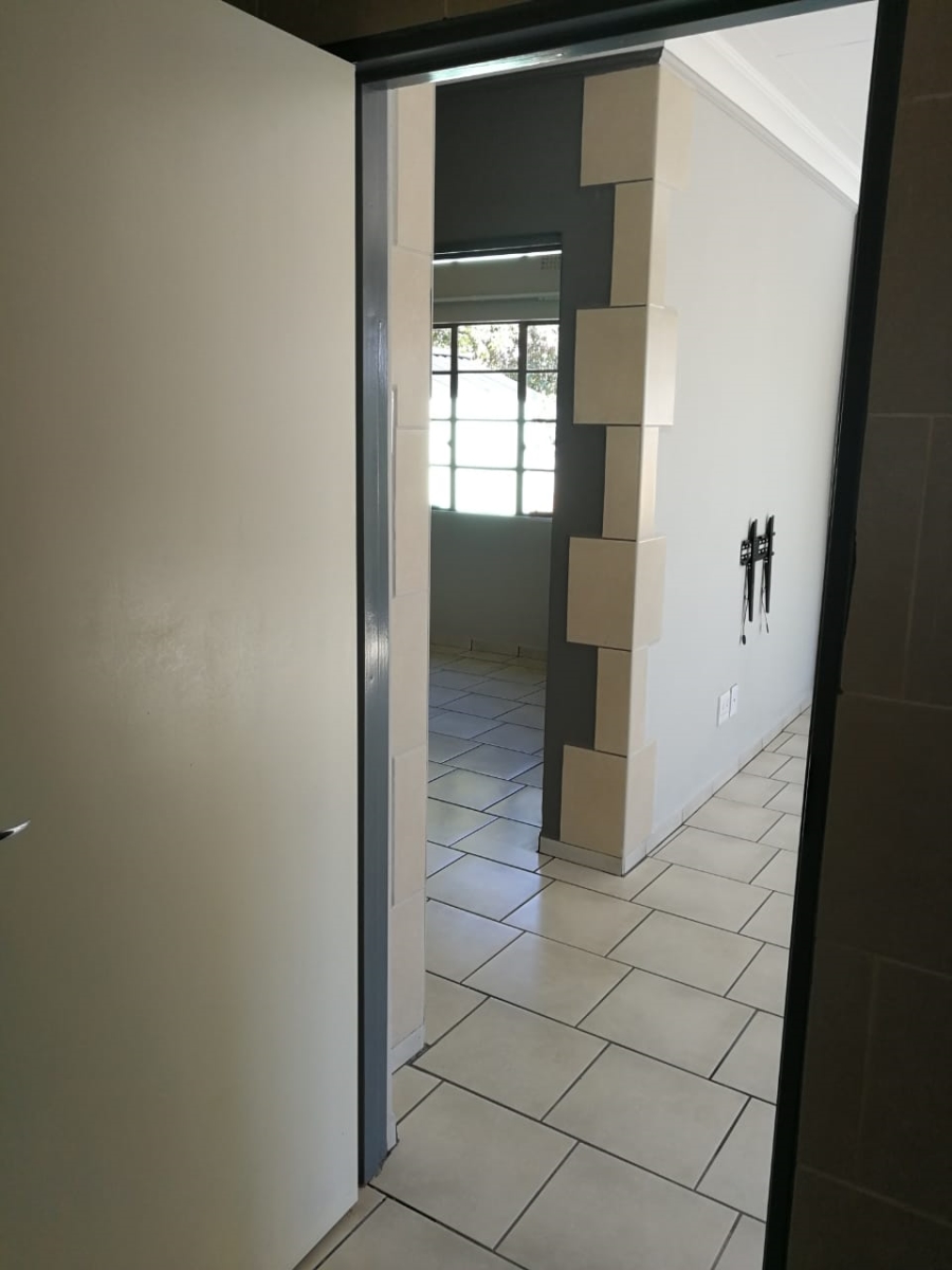 4 Bedroom Property for Sale in Spaarwater Gauteng