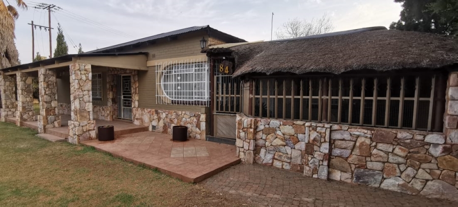 4 Bedroom Property for Sale in Spaarwater Gauteng