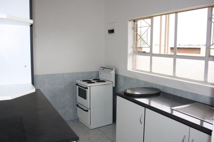 To Let 2 Bedroom Property for Rent in Hamberg Gauteng