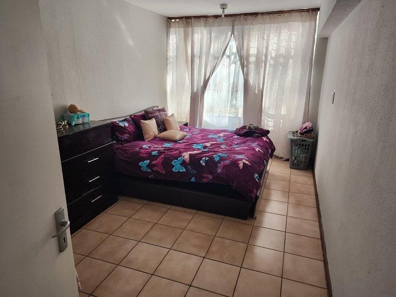 1 Bedroom Property for Sale in Bonaero Park Gauteng