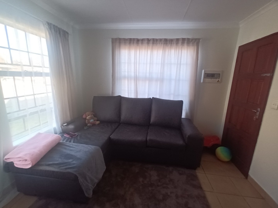 3 Bedroom Property for Sale in Thatch Hill Estate Gauteng