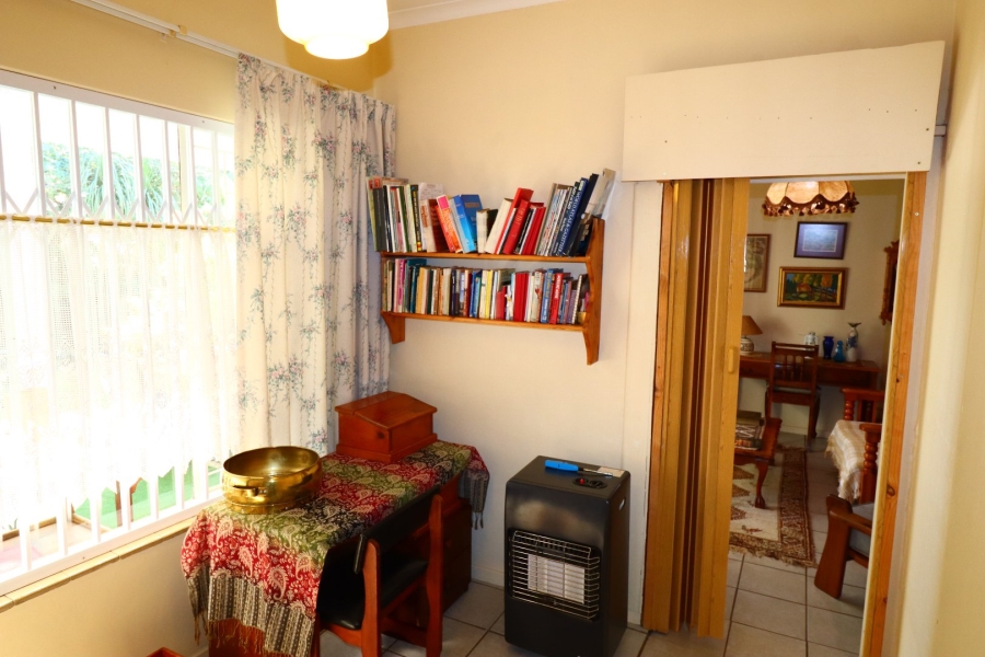 5 Bedroom Property for Sale in Waterkloof Glen Gauteng
