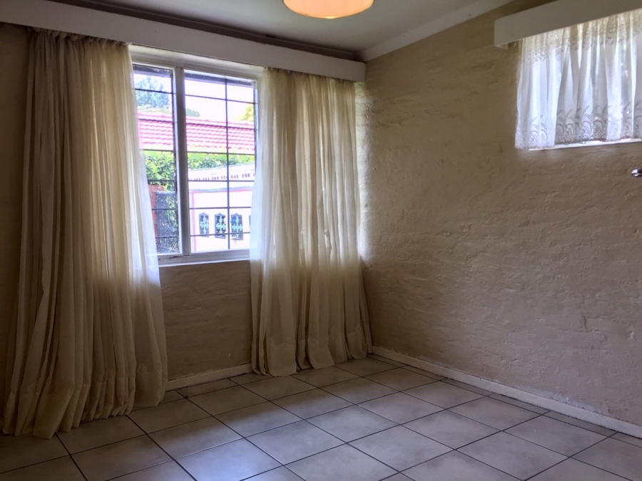 To Let 3 Bedroom Property for Rent in Blairgowrie Gauteng