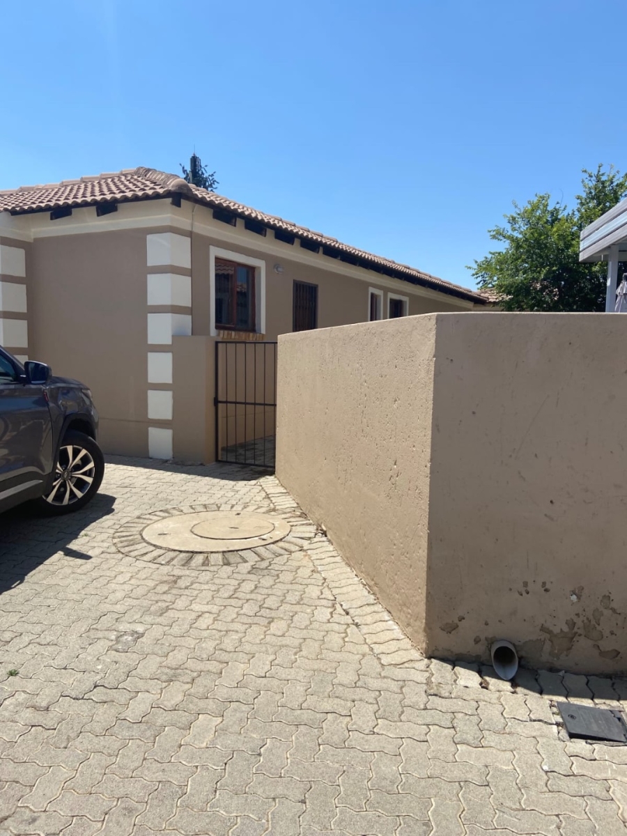 3 Bedroom Property for Sale in Arundo Estate Gauteng