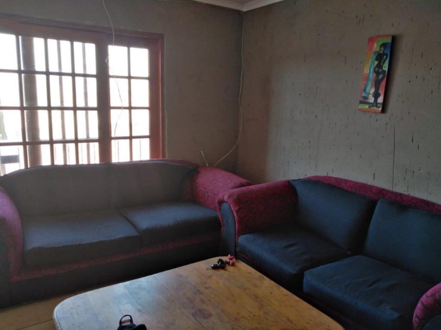 11 Bedroom Property for Sale in Orlando West Gauteng