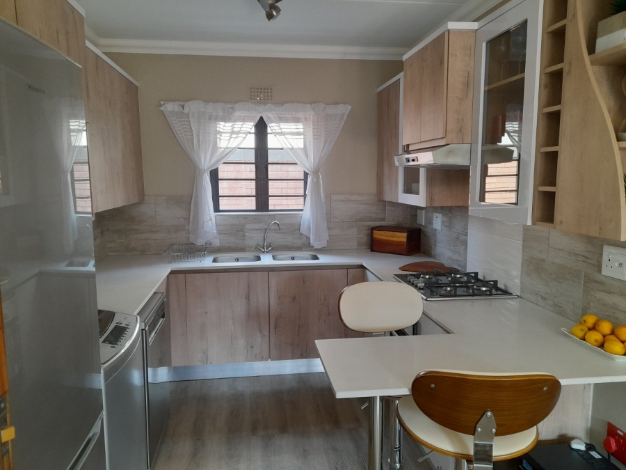 2 Bedroom Property for Sale in Roodepark Eco Estate Gauteng