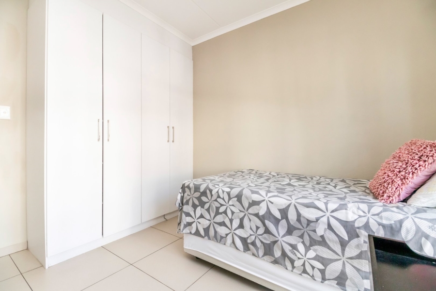 3 Bedroom Property for Sale in Erand Gardens Gauteng