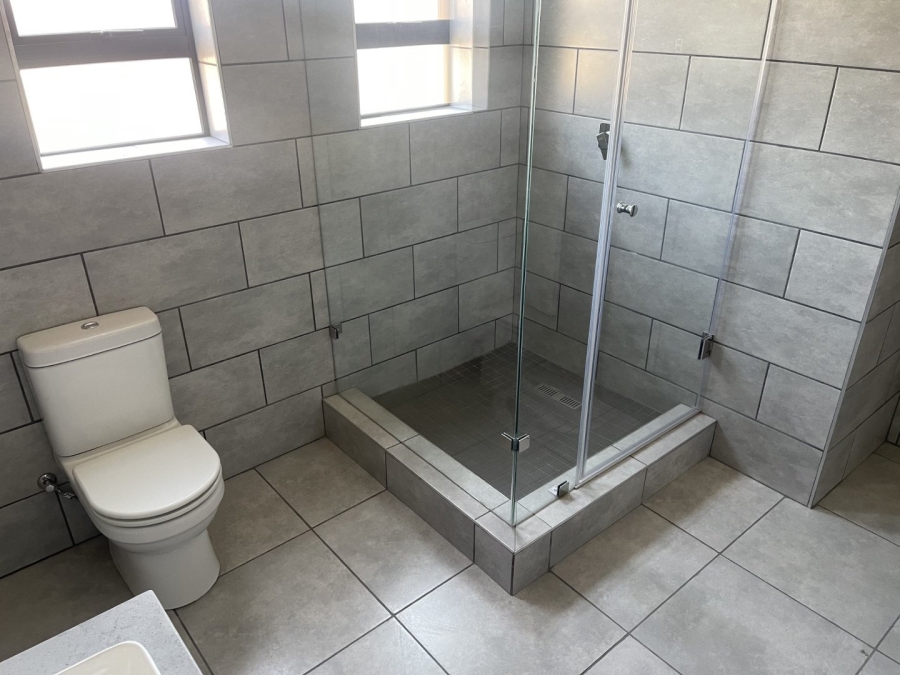 To Let  Bedroom Property for Rent in Six Fountains Residential Estate Gauteng