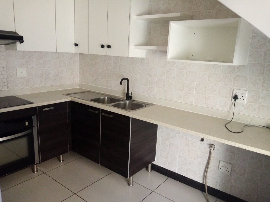 3 Bedroom Property for Sale in Scarlet Park Gauteng