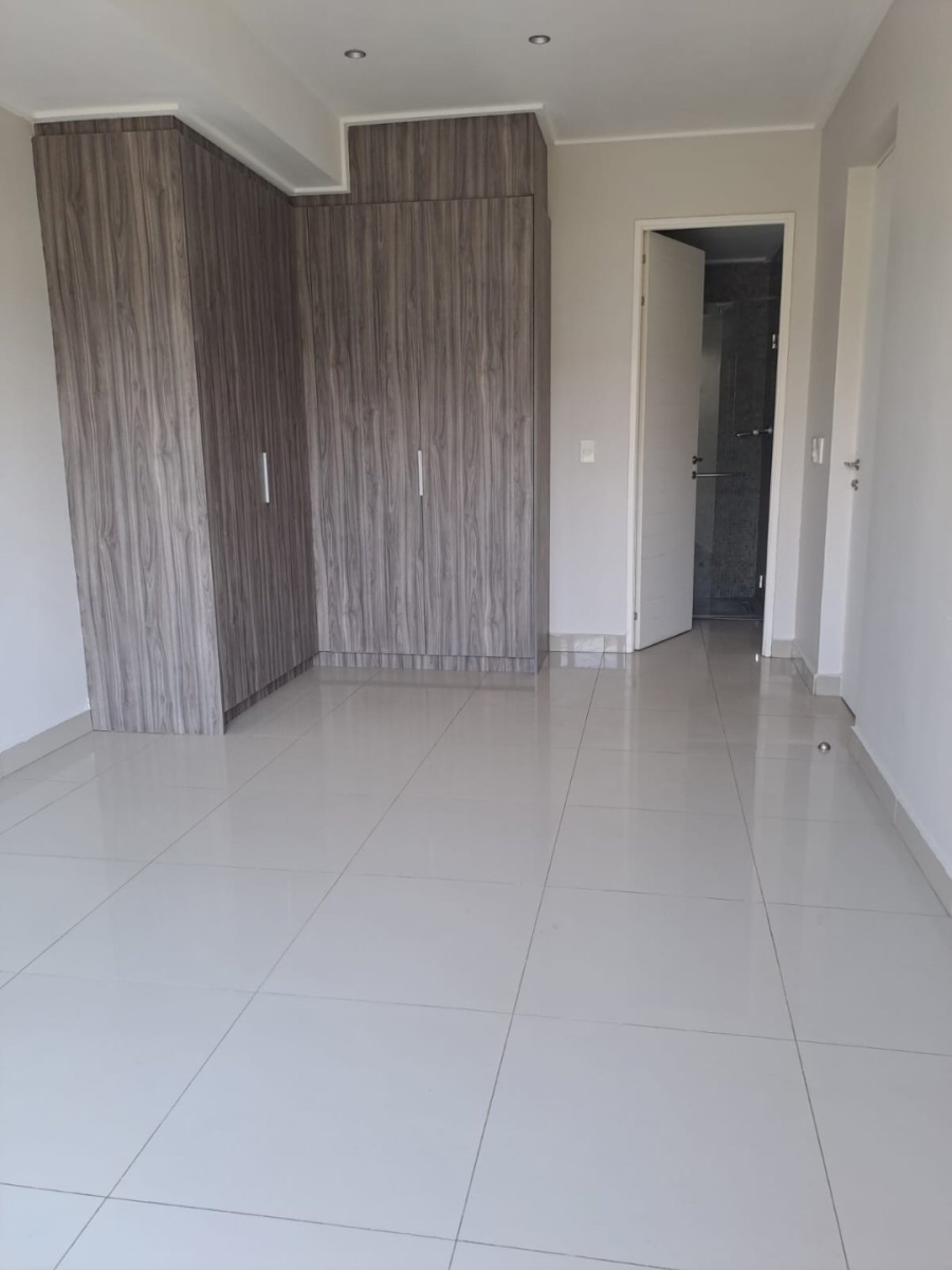 To Let 2 Bedroom Property for Rent in Parkmore Gauteng