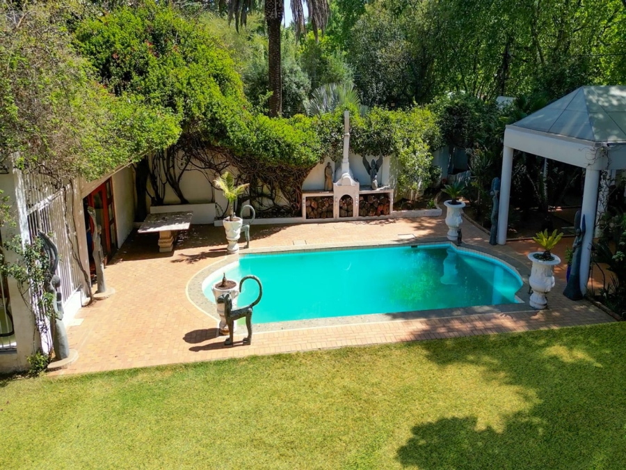 4 Bedroom Property for Sale in Saxonwold Gauteng