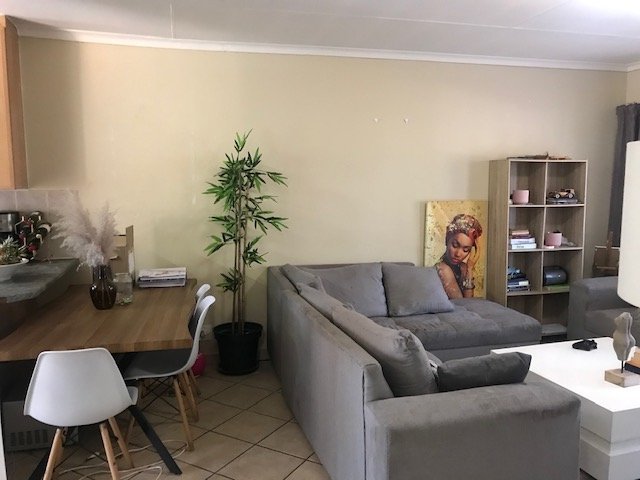 2 Bedroom Property for Sale in Celtisdal Gauteng