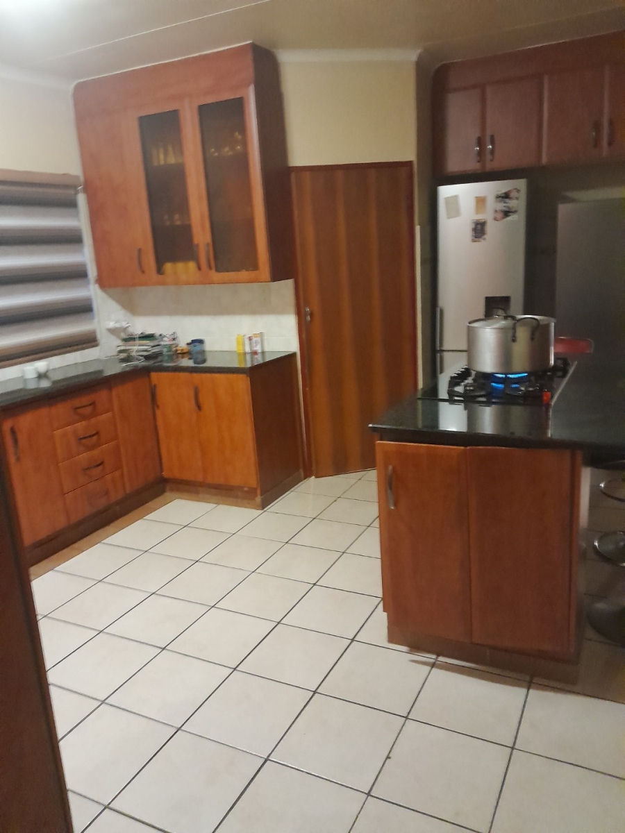 4 Bedroom Property for Sale in Ninapark Gauteng