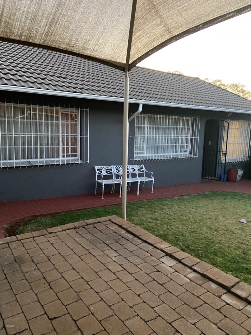 2 Bedroom Property for Sale in Klopperpark Gauteng