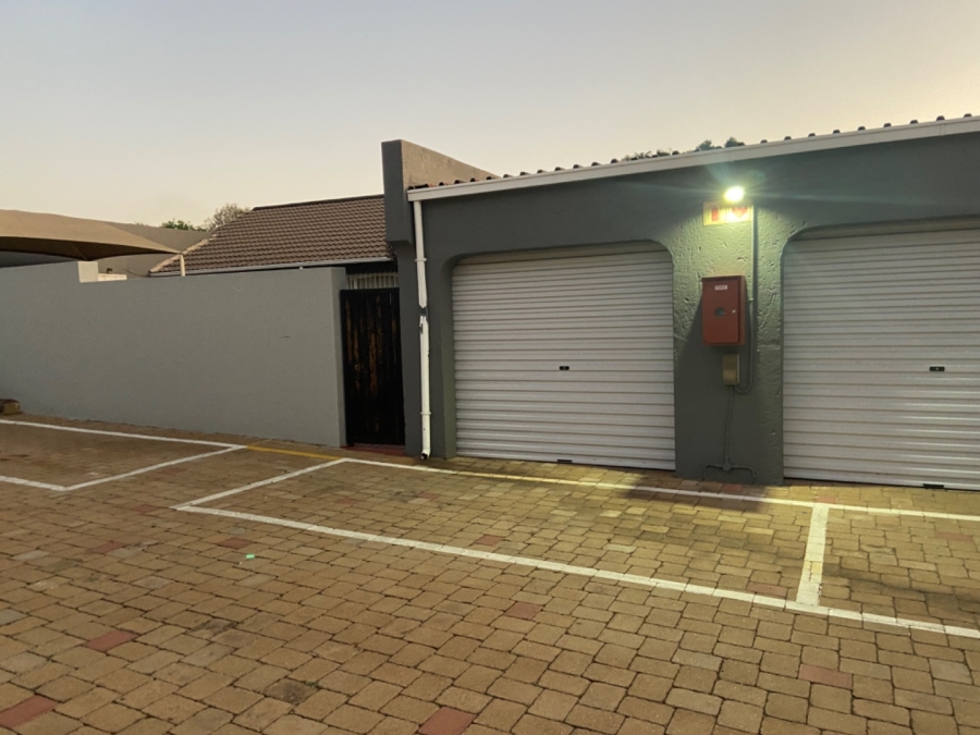 2 Bedroom Property for Sale in Klopperpark Gauteng