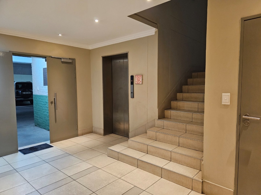 2 Bedroom Property for Sale in Hyde Park Gauteng