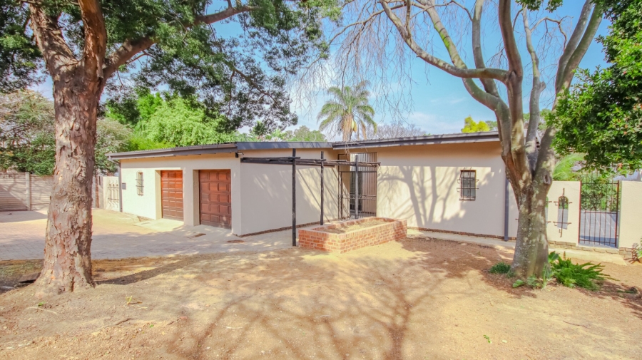 4 Bedroom Property for Sale in Waterkloof Ridge Gauteng