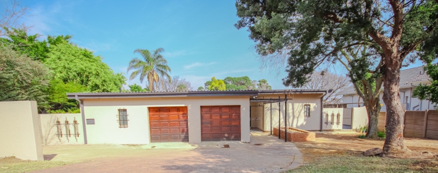 4 Bedroom Property for Sale in Waterkloof Ridge Gauteng