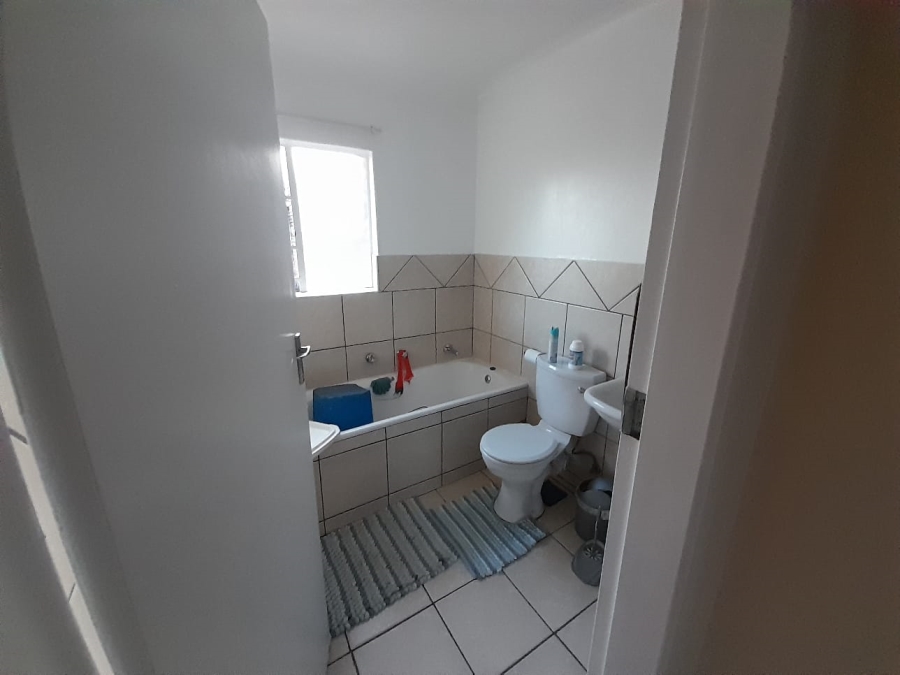 2 Bedroom Property for Sale in Winternest Gauteng